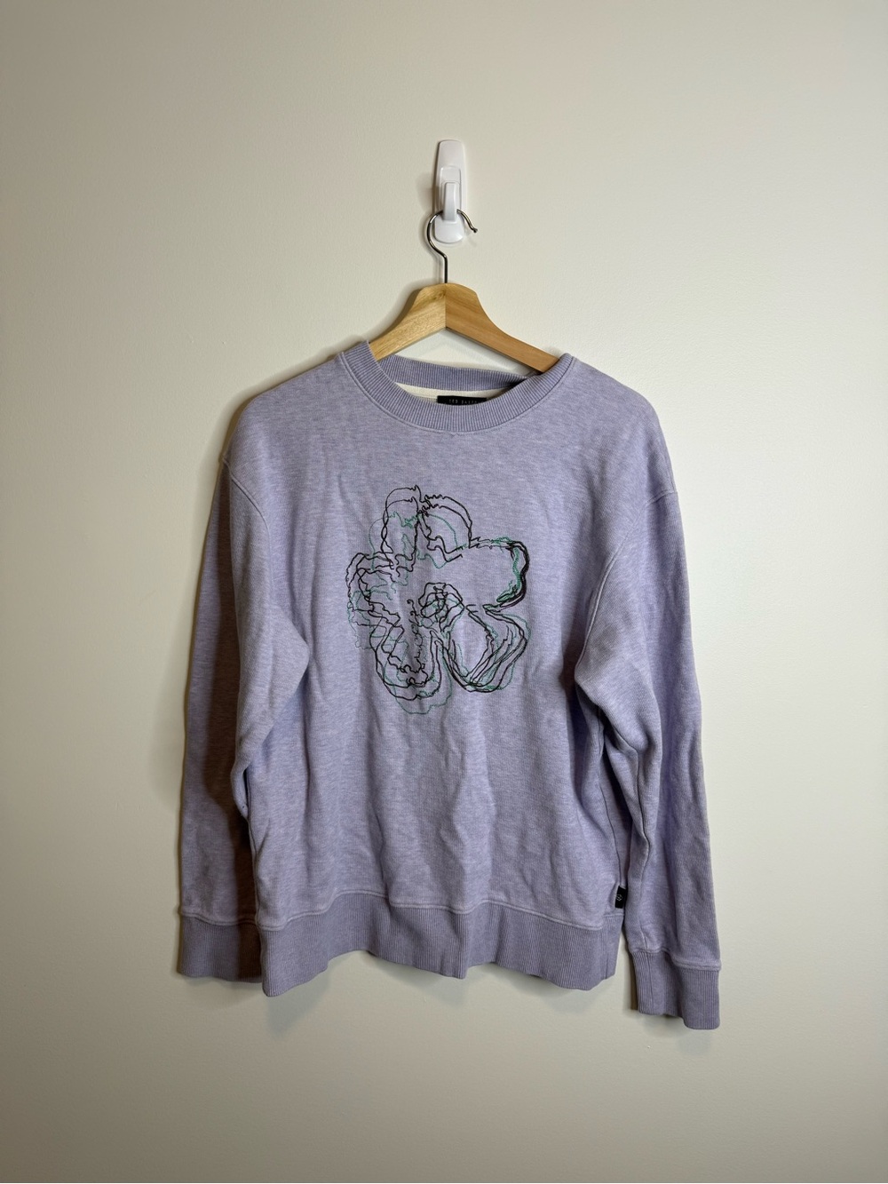 Ted Baker Lavender carick Crewneck Sweater Embroidered Flower size 3 medium